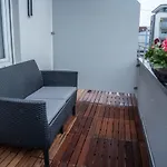 Fn L 5 Klimatisiert Mit Balkon Und Kueche *