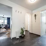 Fn L 5 Klimatisiert Mit Balkon Und Kueche