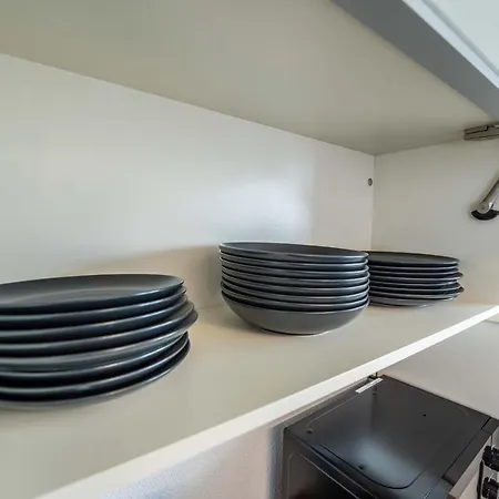 Fn L 5 Klimatisiert Mit Balkon Und Kueche * フリードリヒスハーフェン