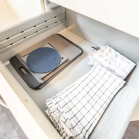 Fn L 5 Klimatisiert Mit Balkon Und Kueche Appartamento *