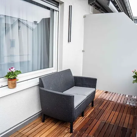 アパート Fn L 5 Klimatisiert Mit Balkon Und Kueche