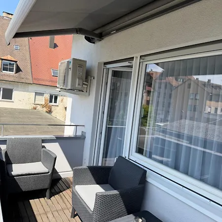 Fn L 5 Klimatisiert Mit Balkon Und Kueche